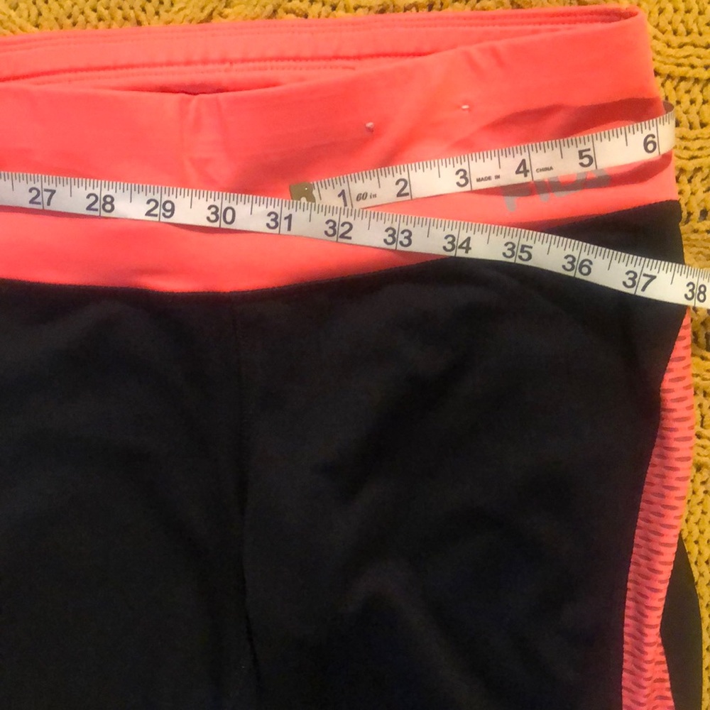 Fila workout pants 🏋️♂️ - Picture 4 of 8